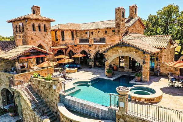 1.16 Acres of Residential Land with Home for Sale in Horseshoe Bay, Texas