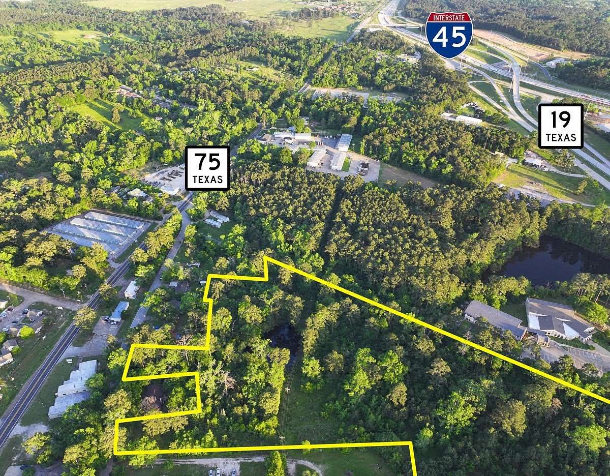 10.1 Acres of Commercial Land for Sale in Huntsville, Texas