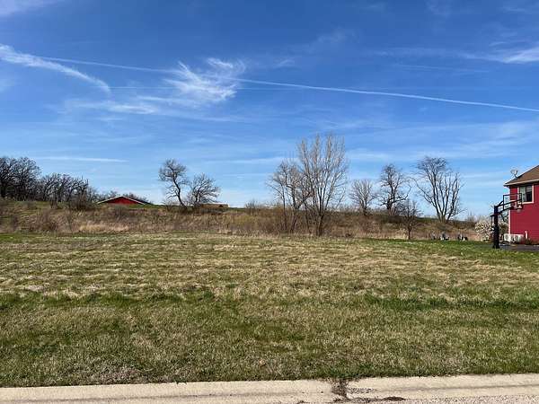 0.54 Acres of Residential Land for Sale in Lakewood, Illinois