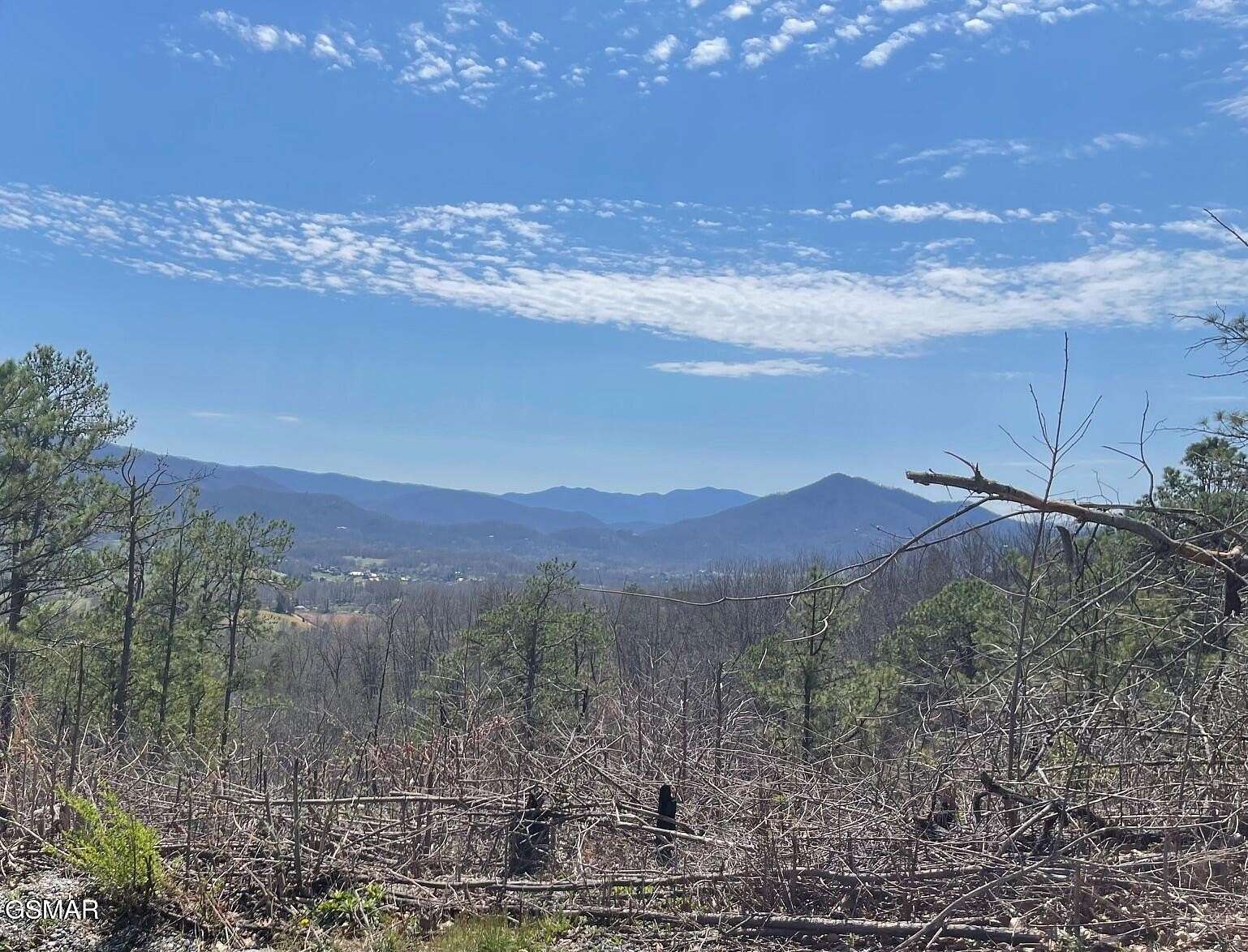 1 Acre of Residential Land for Sale in Sevierville, Tennessee