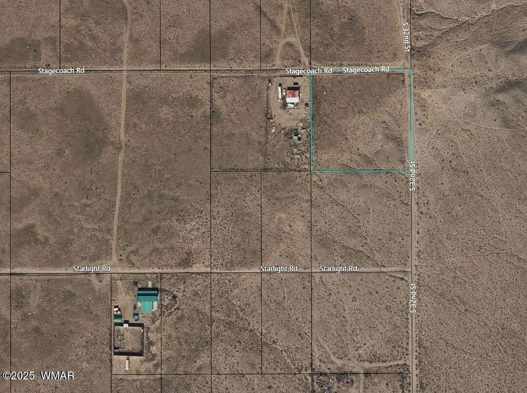 2.5 Acres of Land for Sale in Sun Valley, Arizona