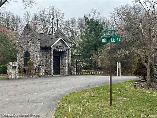 2.4 Acres of Residential Land for Sale in Leoni Township, Michigan