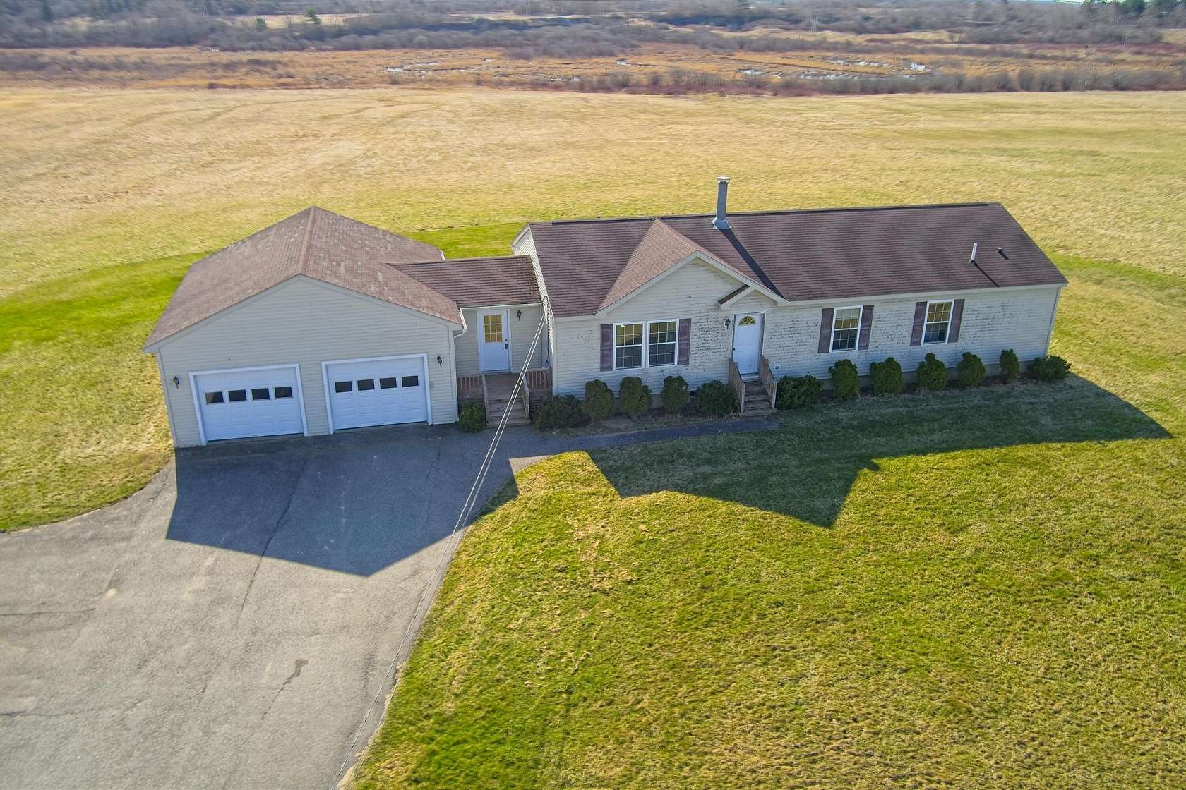 39 Acres of Agricultural Land with Home for Sale in Thomaston, Maine