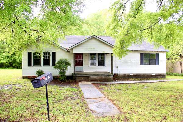 2 Acres of Residential Land with Home for Sale in Haleyville, Alabama
