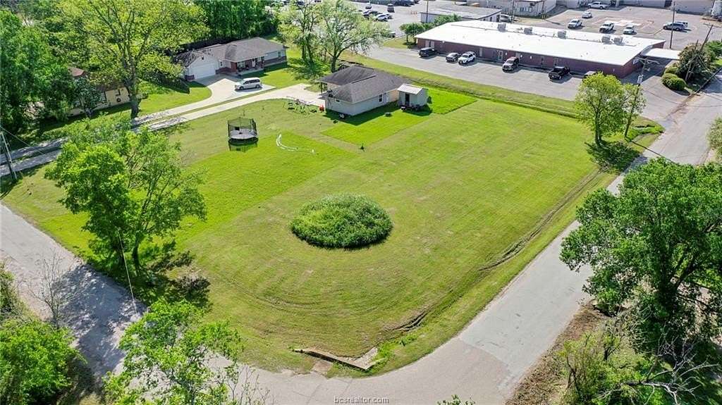 0.43 Acres of Mixed-Use Land for Sale in Madisonville, Texas