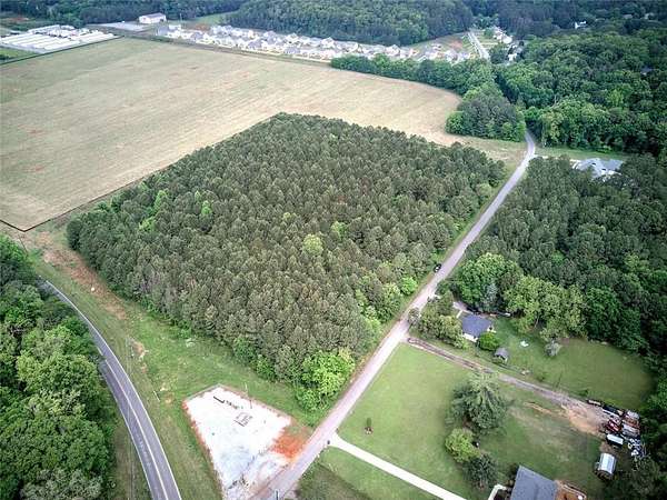 9.63 Acres of Commercial Land for Sale in Euharlee, Georgia