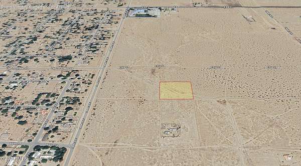 2.57 Acres of Land for Sale in Palmdale, California