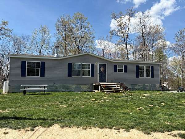 84.7 Acres of Agricultural Land with Home for Sale in Swords Creek, Virginia