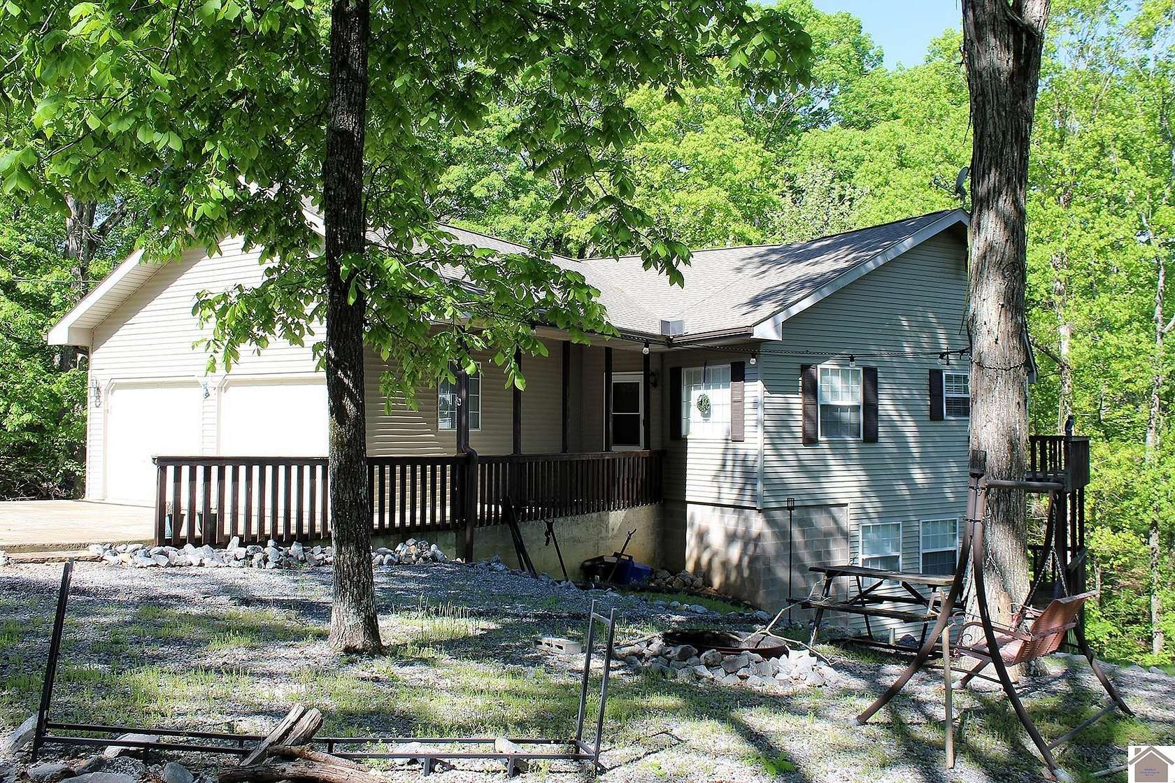 2.37 Acres of Residential Land with Home for Sale in Murray, Kentucky