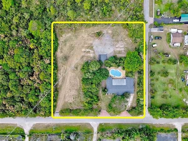 2 Acres of Mixed-Use Land for Sale in Homestead, Florida
