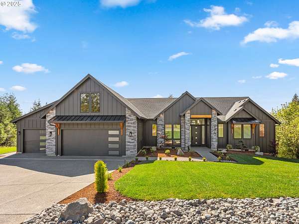 5 Acres of Residential Land with Home for Sale in Woodland, Washington