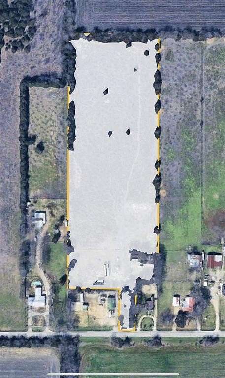 10.6 Acres of Land for Sale in Lancaster, Texas