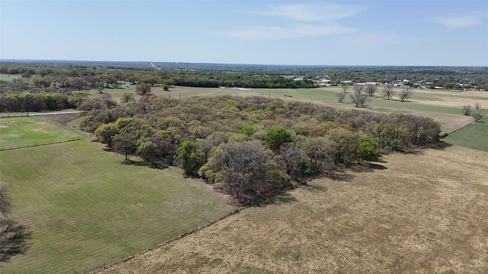 8 Acres of Residential Land for Sale in Iredell, Texas