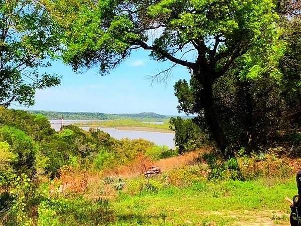 1.36 Acres of Residential Land for Sale in Granbury, Texas