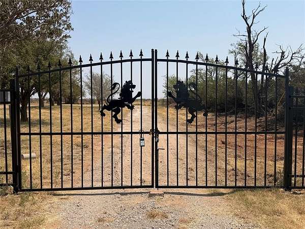 10.1 Acres of Land with Home for Sale in Carter, Oklahoma
