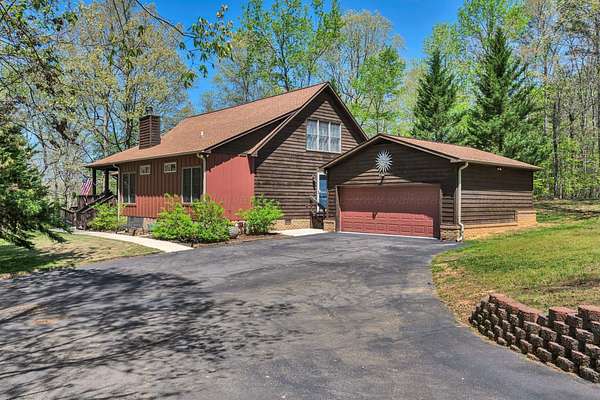 1.9 Acres of Residential Land with Home for Sale in Cullman, Alabama