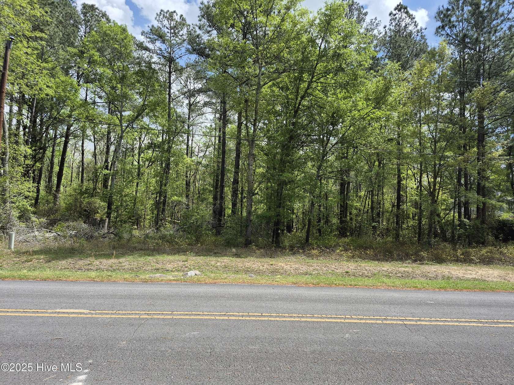 0.76 Acres of Residential Land for Sale in Pollocksville, North Carolina