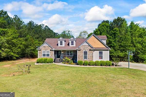 5.26 Acres of Residential Land with Home for Sale in Commerce, Georgia