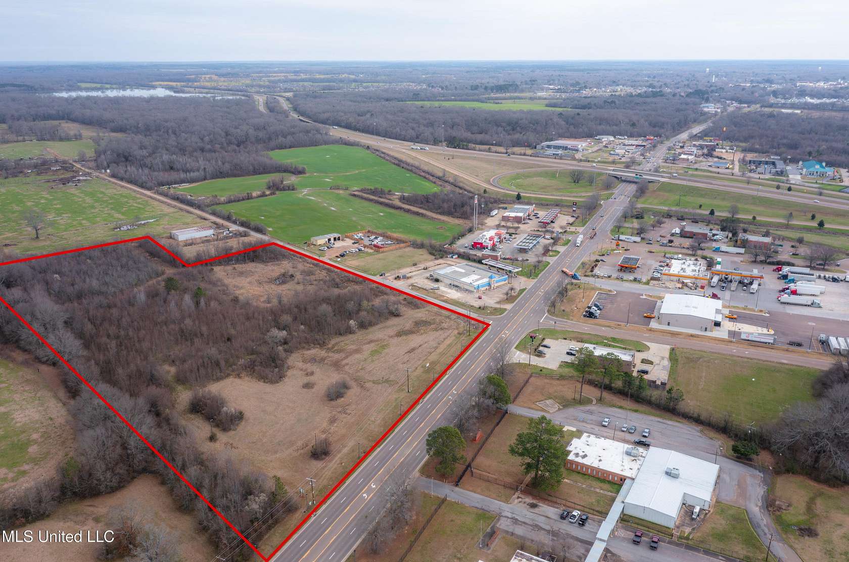 13.9 Acres of Commercial Land for Sale in Canton, Mississippi