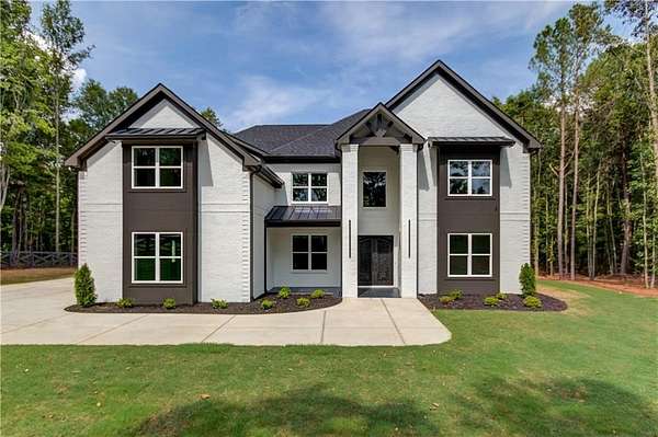 2.87 Acres of Residential Land with Home for Sale in Braselton, Georgia