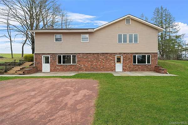 17 Acres of Land with Home for Sale in Cochecton, New York