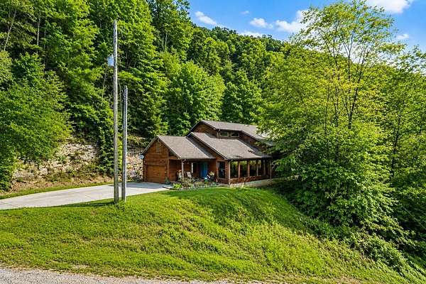4 Acres of Land with Home for Sale in Pikeville, Kentucky