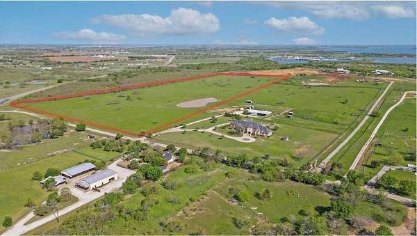 35.3 Acres of Agricultural Land for Sale in Sanger, Texas