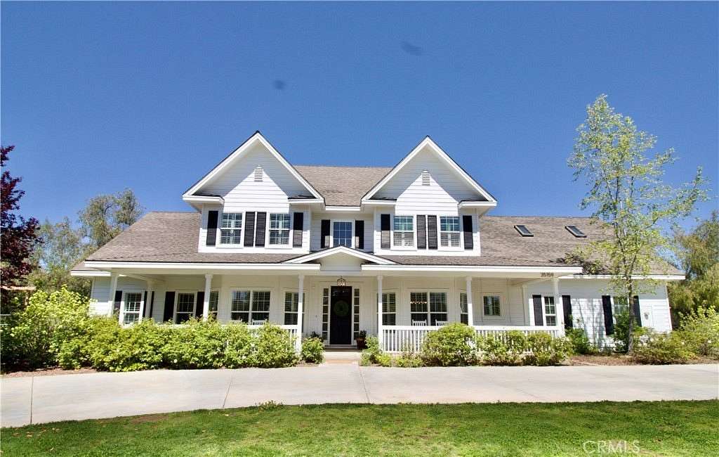 2.2 Acres of Residential Land with Home for Sale in Lake Elsinore, California