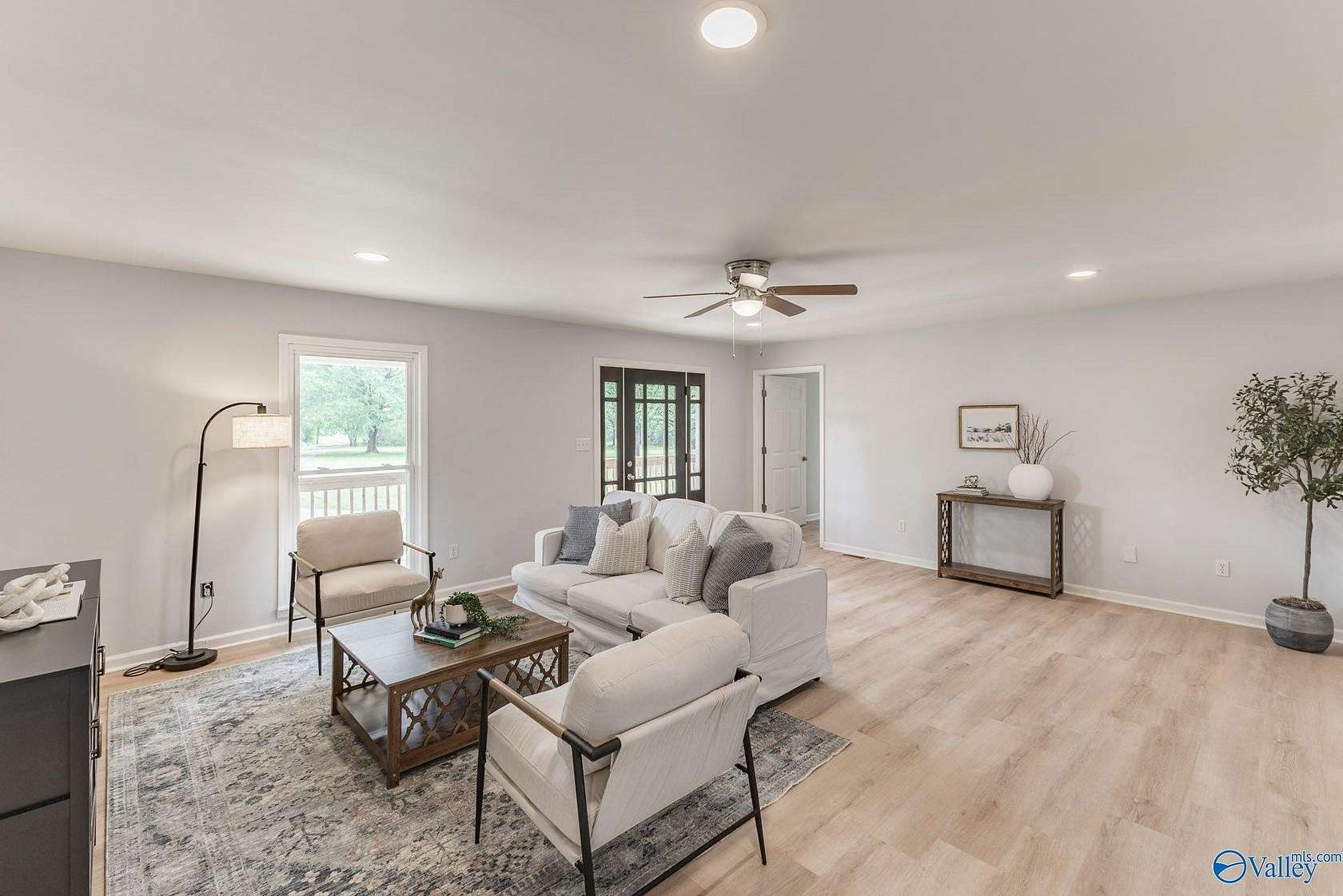 2.3 Acres of Residential Land with Home for Sale in Owens Cross Roads, Alabama