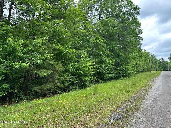 1.1 Acres of Residential Land for Sale in Monterey, Tennessee