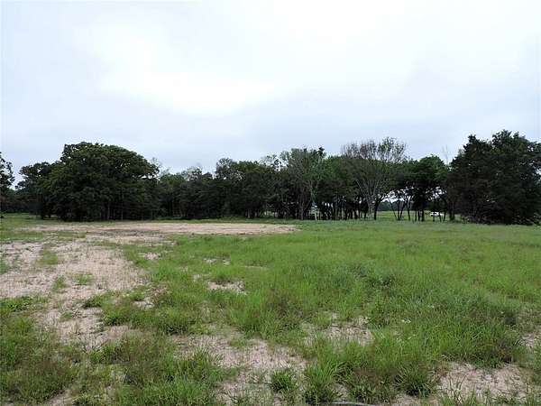 25 Acres of Mixed-Use Land for Sale in Mabank, Texas
