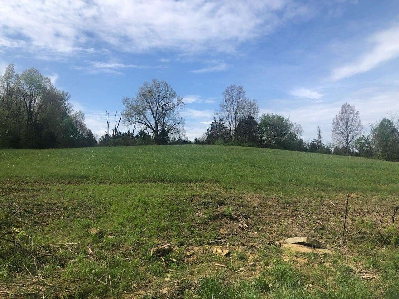 7 Acres of Land for Sale in Lawrenceburg, Kentucky