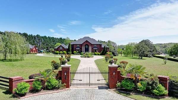 5.48 Acres of Residential Land with Home for Sale in Cumming, Georgia