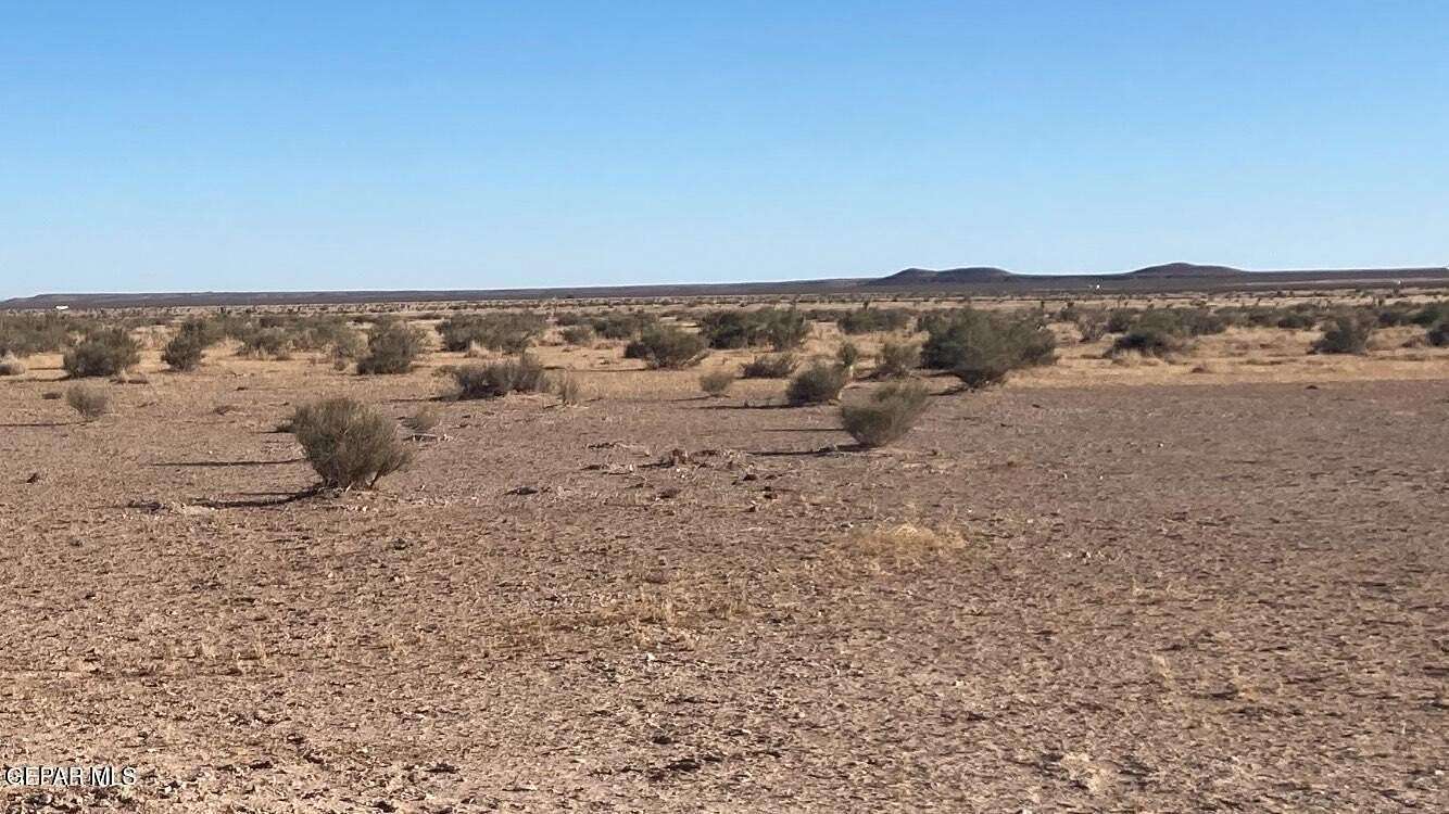 20 Acres of Recreational Land for Sale in Salt Flat, Texas