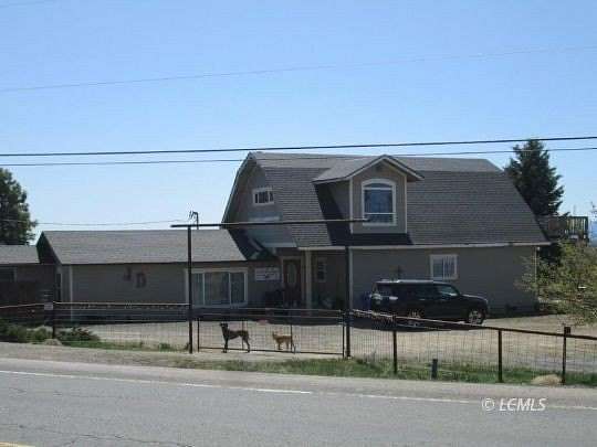 2 Acres of Residential Land with Home for Sale in Lakeview, Oregon