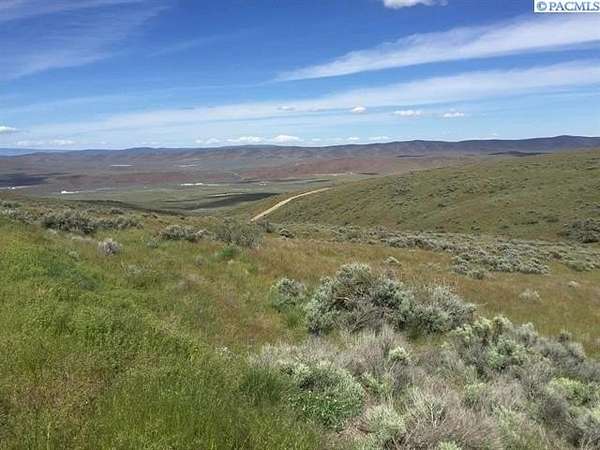 50.6 Acres of Land for Sale in Yakima, Washington