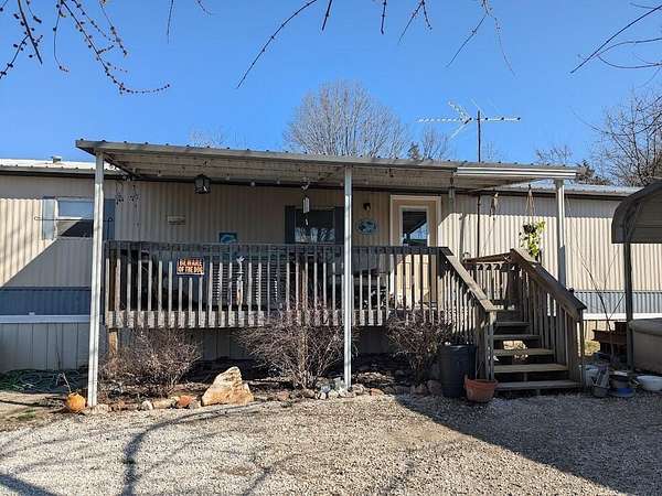3.7 Acres of Residential Land with Home for Sale in Mountain Grove, Missouri