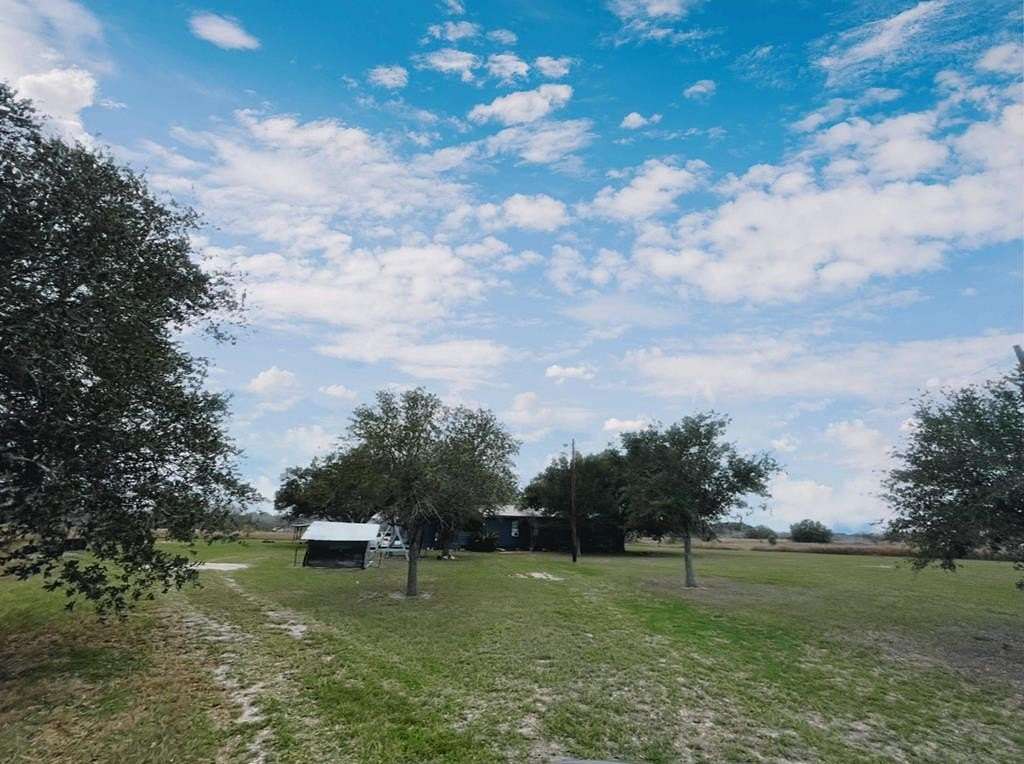 5 Acres of Residential Land for Sale in Skidmore, Texas