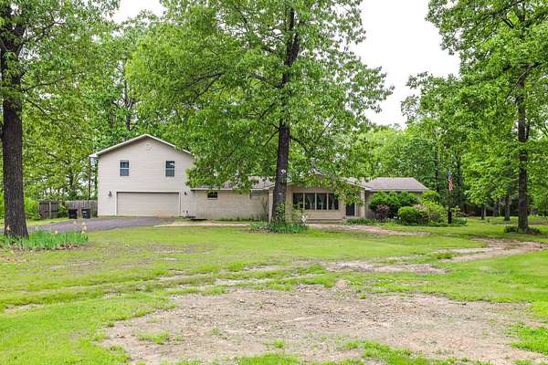 2 Acres of Residential Land with Home for Sale in Bryant, Arkansas
