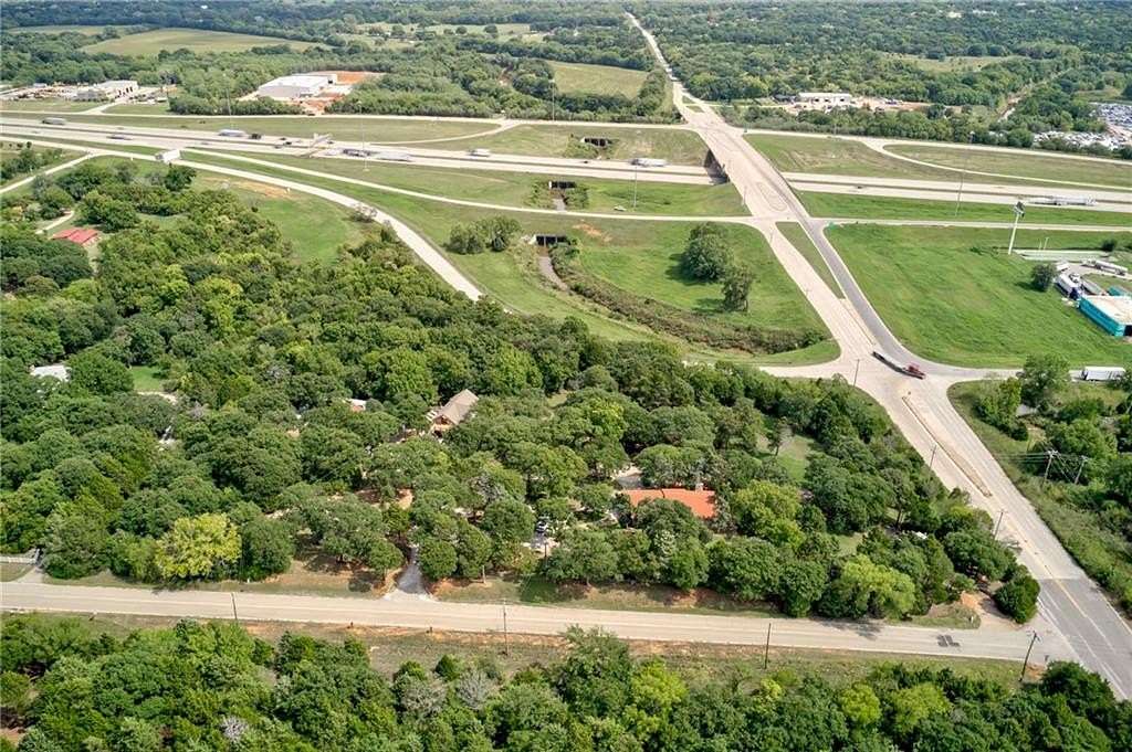 6 Acres of Residential Land with Home for Sale in Oklahoma City, Oklahoma