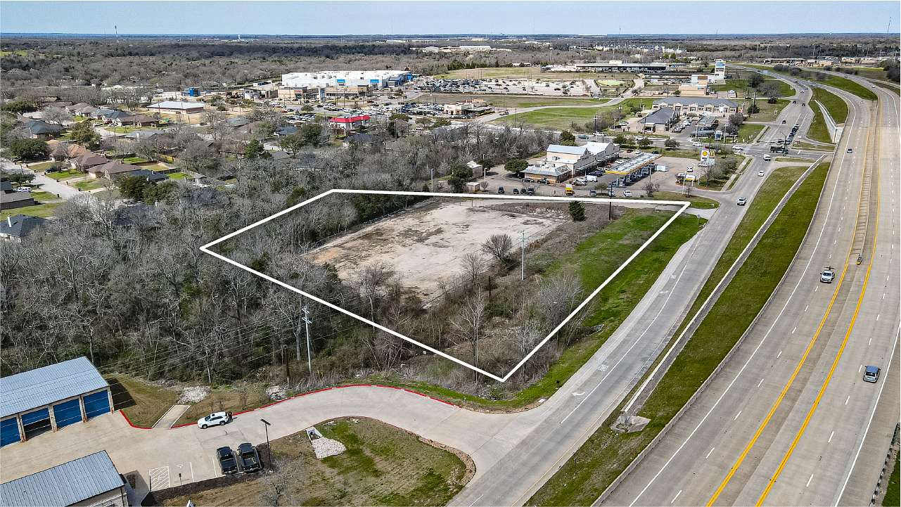 3.12 Acres of Land for Sale in Bryan, Texas