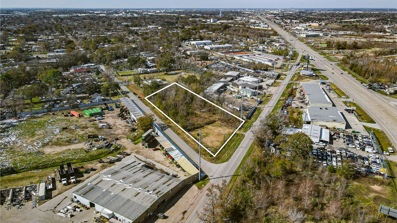 2 Acres of Land for Sale in Houston, Texas