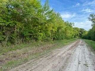 10 Acres of Land for Sale in South Mills, North Carolina