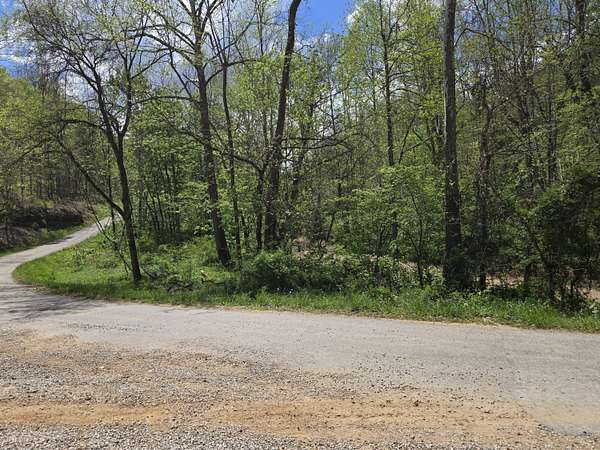 10 Acres of Recreational Land for Sale in Beattyville, Kentucky