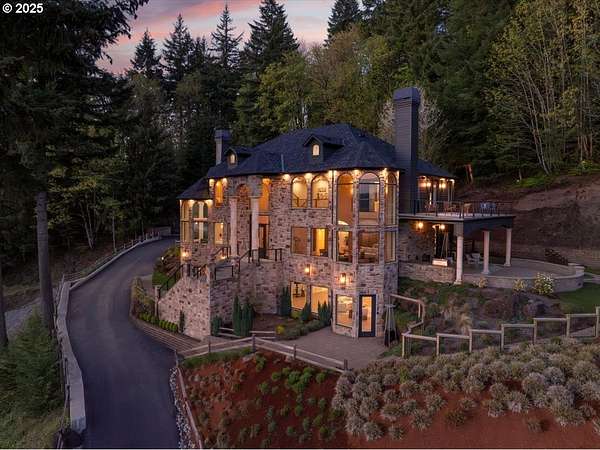 5.77 Acres of Residential Land with Home for Sale in Washougal, Washington