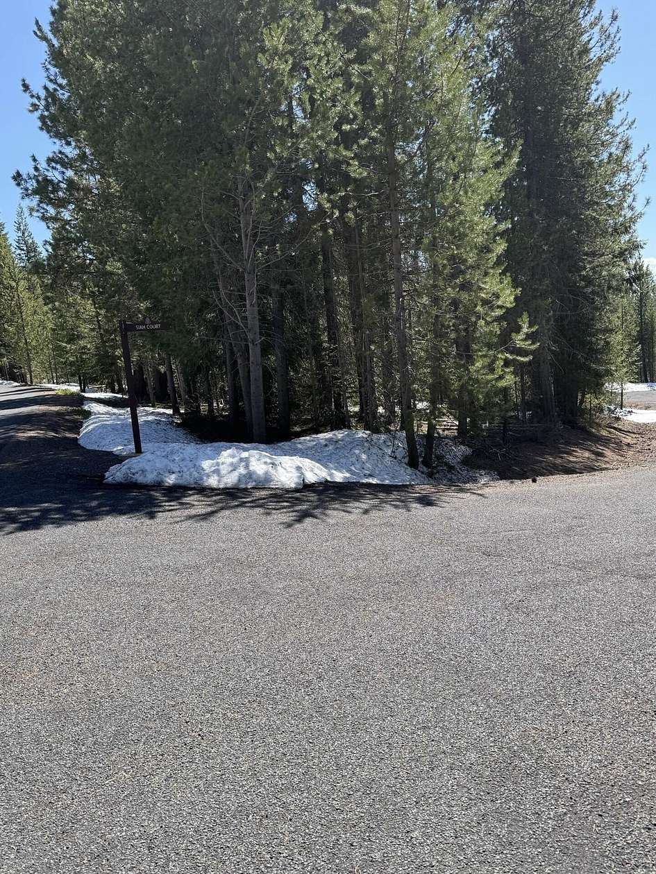 1 Acre of Residential Land for Sale in Crescent Lake, Oregon