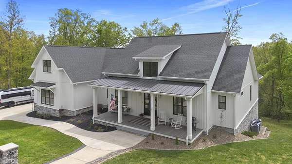 2.16 Acres of Residential Land with Home for Sale in Huntington, West Virginia