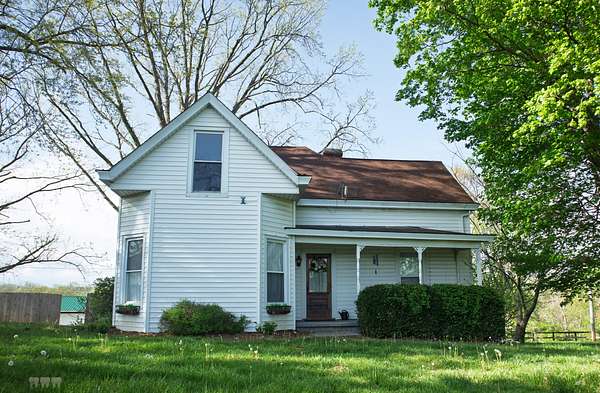 7 Acres of Land with Home for Sale in Paris, Kentucky