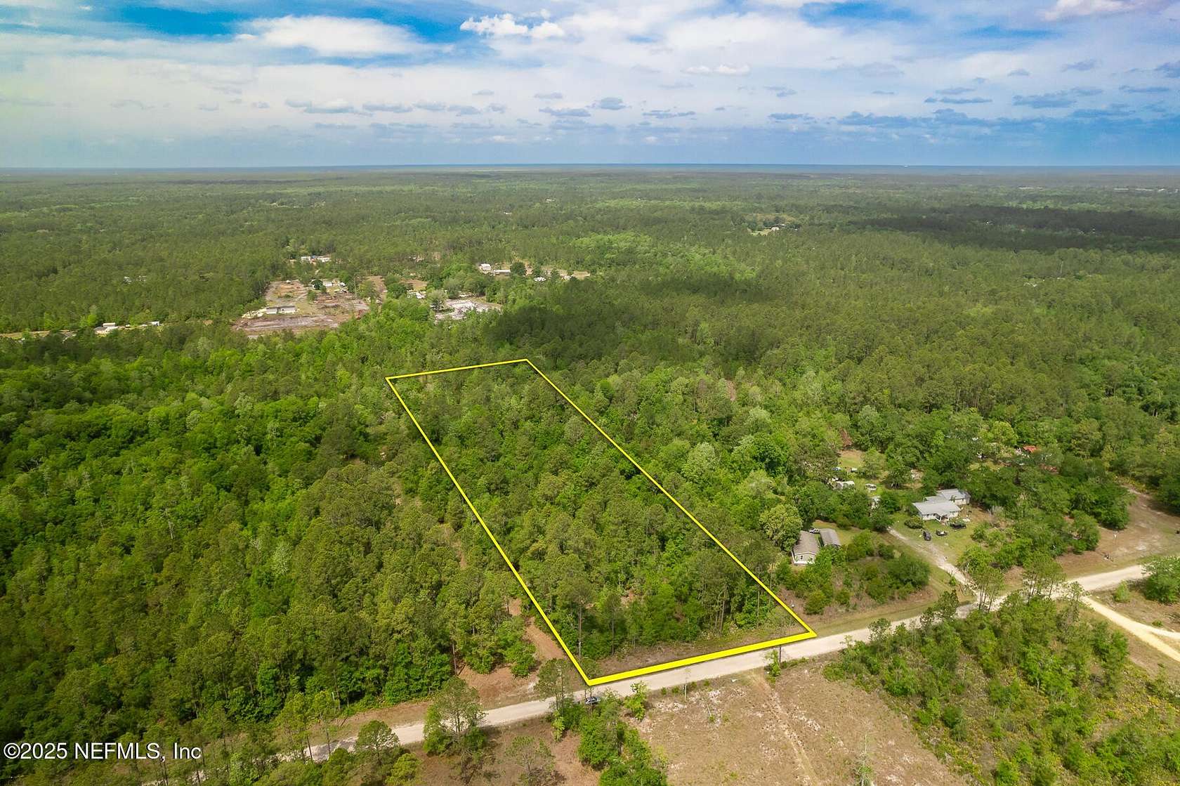 5.4 Acres of Residential Land for Sale in Keystone Heights, Florida