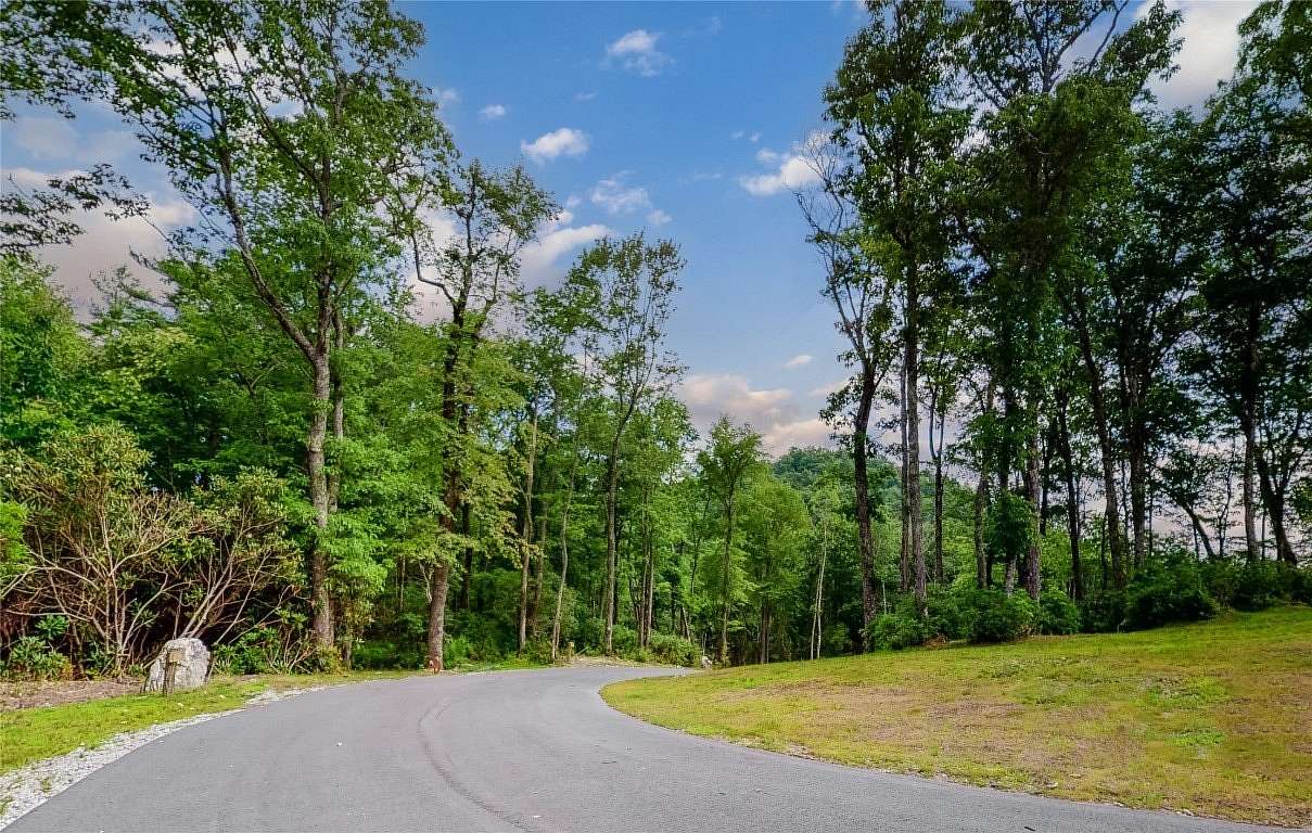 0.94 Acres of Residential Land for Sale in Highlands, North Carolina